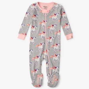 ✨BNWT✨ Hatley Unicorn Zippered Footie - 3-6mo